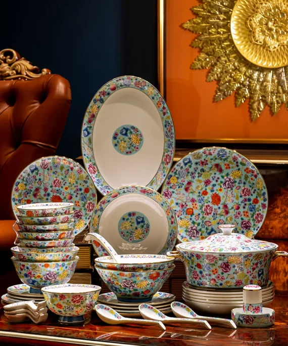 New Enamel Dinnerware Set for Home Use, Housewarming, High-End Bone China Style